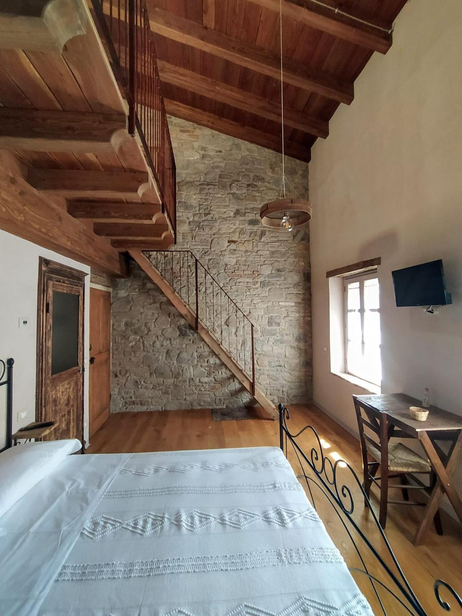 Hotel La Casa Di Lillia à Castelnovo ne' Monti Extérieur photo