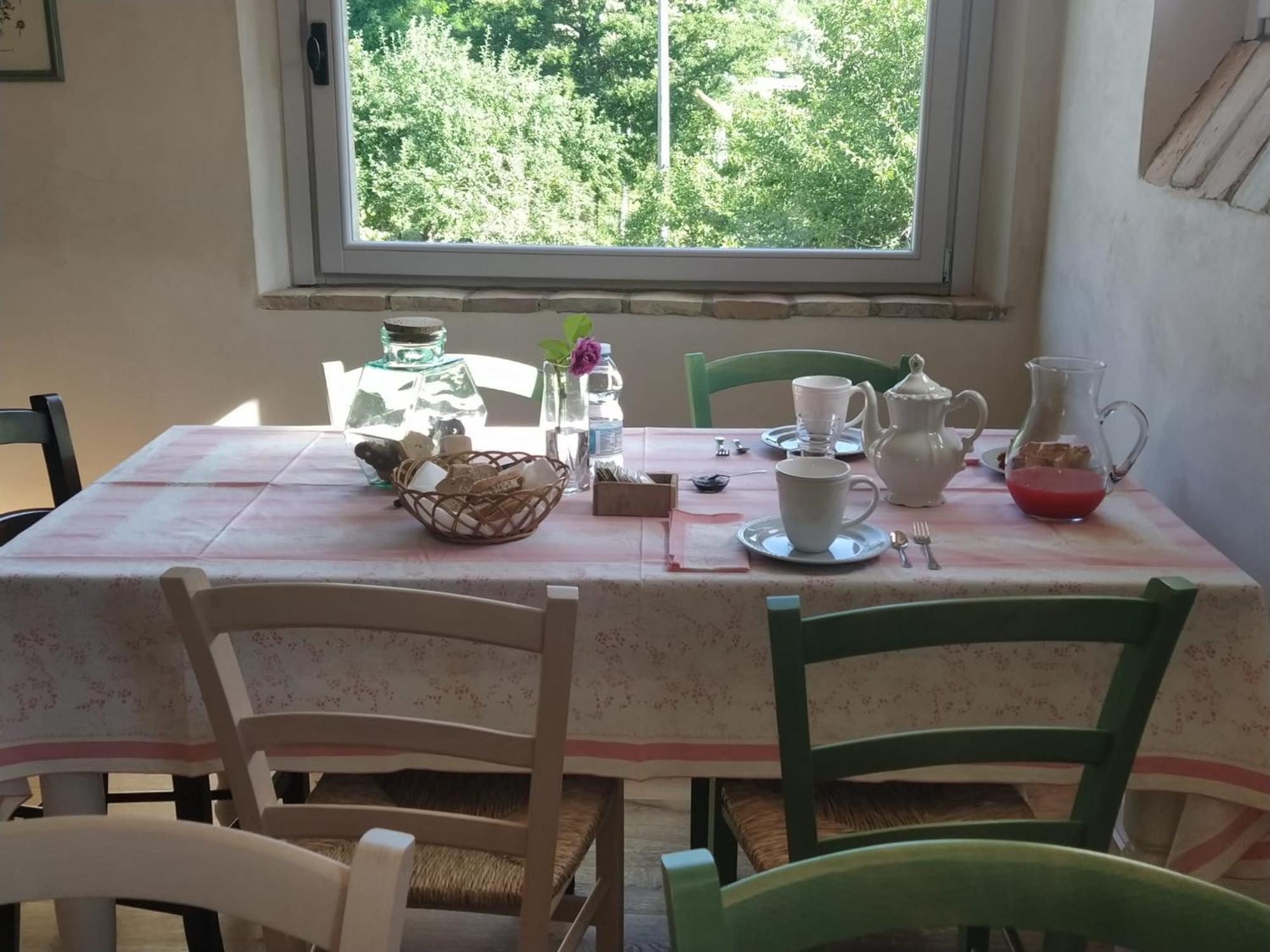 Hotel La Casa Di Lillia à Castelnovo ne' Monti Extérieur photo