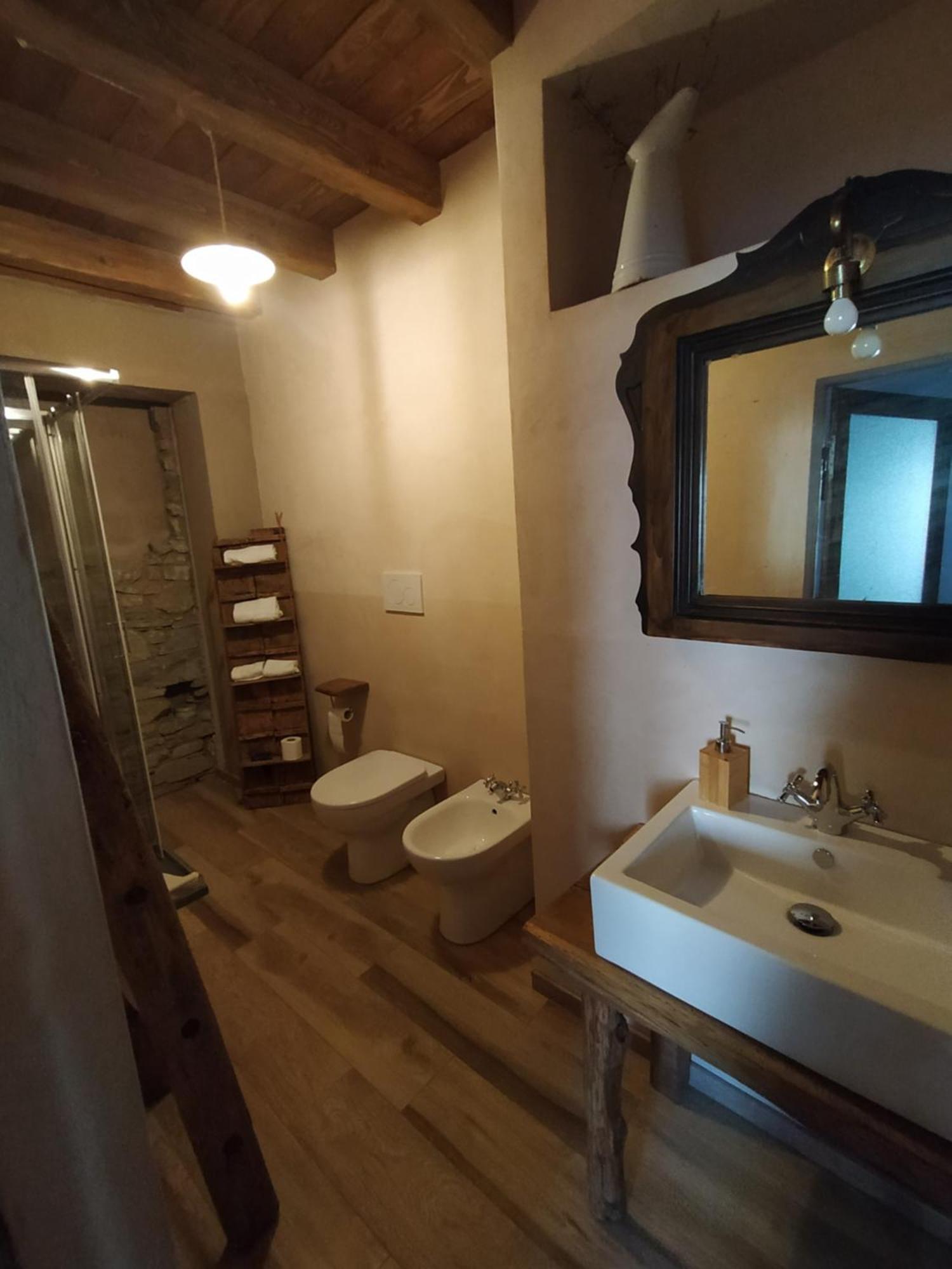 Hotel La Casa Di Lillia à Castelnovo ne' Monti Extérieur photo